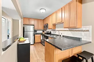 1711 Hickory Hill Dr, Eagan, MN 55122 - Photo 7
