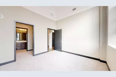 1010 S 7th Street #217, Minneapolis, MN 55415 - Photo 13