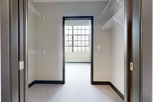 1010 S 7th St, Minneapolis, MN 55415 - Photo 11