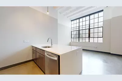 1010 S 7th Street #319, Minneapolis, MN 55415 - Photo 5