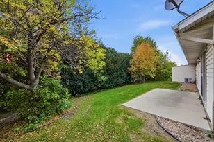 324 Valley View Dr SE, Willmar, MN 56201 - Photo 21