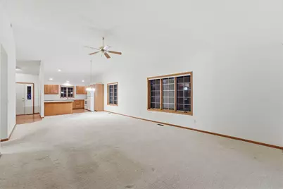 324 Valley View Drive SE, Willmar, MN 56201 - Photo 15