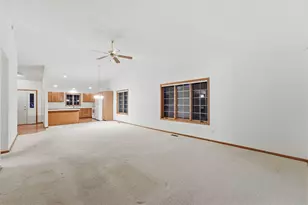 324 Valley View Dr SE, Willmar, MN 56201 - Photo 15