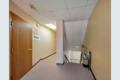 301 Downtown Plaza, Fairmont, MN 56031 - Photo 11