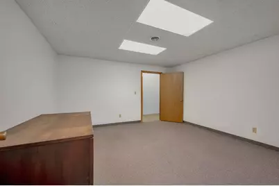 301 Downtown Plaza, Fairmont, MN 56031 - Photo 19