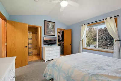 9736 Evergreen Avenue N, Brooklyn Park, MN 55443 - Photo 29