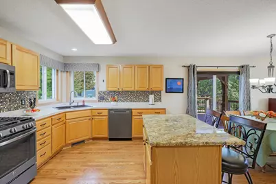 9736 Evergreen Avenue N, Brooklyn Park, MN 55443 - Photo 21