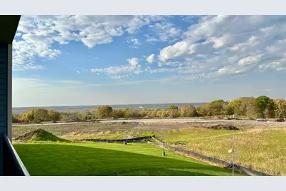 2147 Bluff Heights Drive, Shakopee, MN 55379 - Photo 13