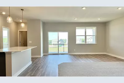 2147 Bluff Heights Drive, Shakopee, MN 55379 - Photo 9