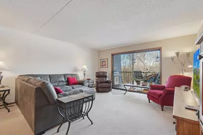 2445 Londin Lane E #212, Maplewood, MN 55119 - Photo 5