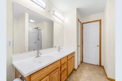 15726 Frisian Lane, Apple Valley, MN 55124 - Photo 45