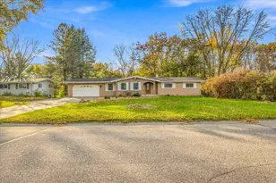 651 Sunset Ln N, Cambridge, MN 55008 - Photo 3