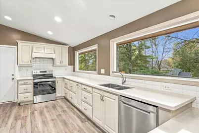 651 Sunset Lane N, Cambridge, MN 55008 - Photo 15