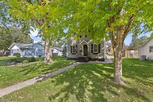 1009 S Jefferson St, New Ulm, MN 56073 - Photo 5