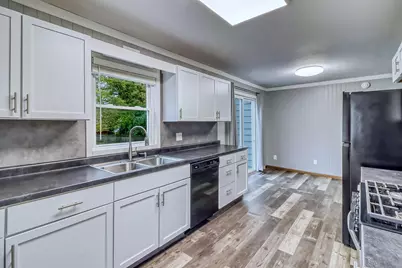 1507 Lynn Avenue, Detroit Lakes, MN 56501 - Photo 9