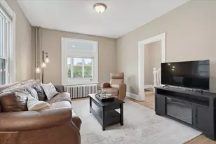 558 Concord St, Saint Paul, MN 55107 - Photo 9