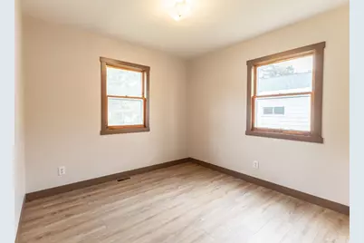 323 Main Street NW, Menahga, MN 56464 - Photo 15