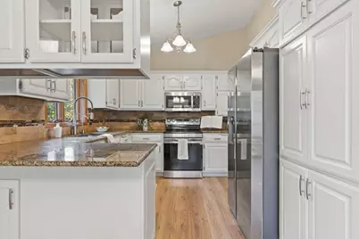 1921 Linda Lane, Saint Cloud, MN 56301 - Photo 11