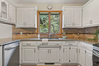 1921 Linda Lane, Saint Cloud, MN 56301 - Photo 13