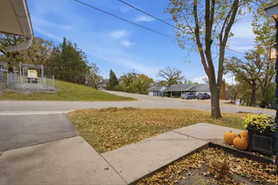 213 1st Avenue SE, New London, MN 56273 - Photo 27