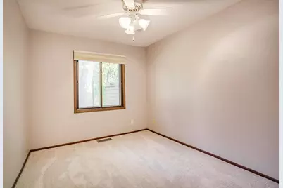 472 W Eagle Lake Drive, Maple Grove, MN 55369 - Photo 27