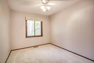 472 W Eagle Lake Dr, Maple Grove, MN 55369 - Photo 27