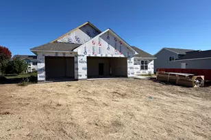 1615 Squirrel Way, New Richmond, WI 54017 - Photo 7