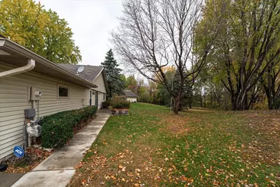 20300 Hunter Court, Lakeville, MN 55044 - Photo 27