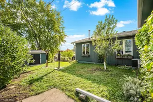3800 Gettysburg Ave N, New Hope, MN 55427 - Photo 9
