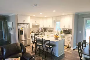 5651 Regis Dr NE, Fridley, MN 55432 - Photo 3