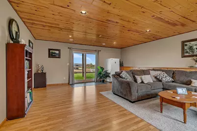 1025 2nd Avenue SE, Freeport, MN 56331 - Photo 17