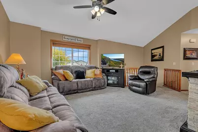 1025 2nd Avenue SE, Freeport, MN 56331 - Photo 11