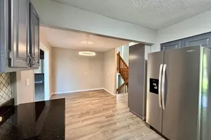 1414 W Danube Rd, Fridley, MN 55432 - Photo 7