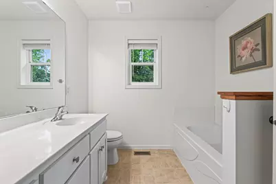 1548 Legacy Parkway E, Maplewood, MN 55109 - Photo 19