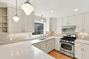 4772 London Ln, Eagan, MN 55122 - Photo 17