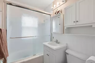 1238 Grotto St N, Saint Paul, MN 55117 - Photo 7