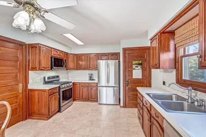 2016 Laurel Avenue, Saint Paul, MN 55104 - Photo 21