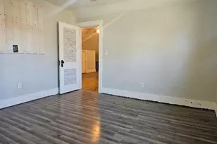 212 S Center St, Ceylon, MN 56121 - Photo 29