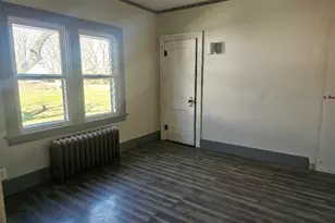212 S Center St, Ceylon, MN 56121 - Photo 19
