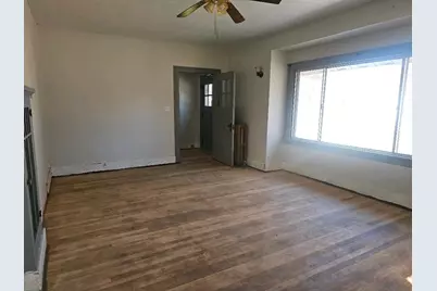 212 S Center Street, Ceylon, MN 56121 - Photo 9