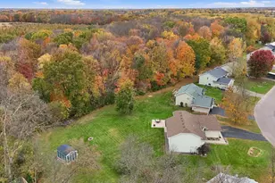 30530 Redding Ave, Shafer, MN 55074 - Photo 5