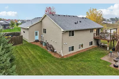 31758 Newport Curve, Lindstrom, MN 55045 - Photo 45