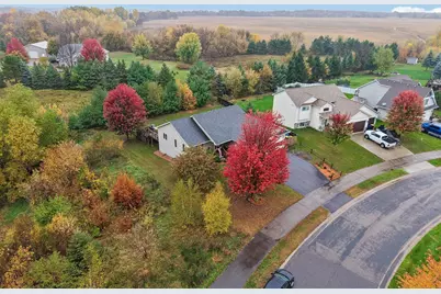 31758 Newport Curve, Lindstrom, MN 55045 - Photo 41