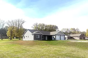 211 Bryce Ave, Lowry, MN 56349 - Photo 55