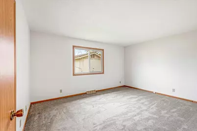 550 W 10th Street, Rush City, MN 55069 - Photo 13