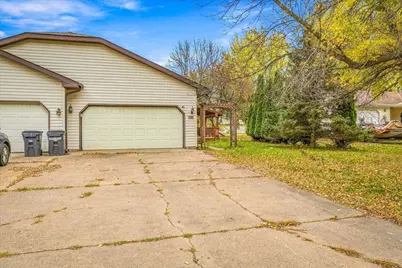 550 W 10th Street, Rush City, MN 55069 - Photo 27
