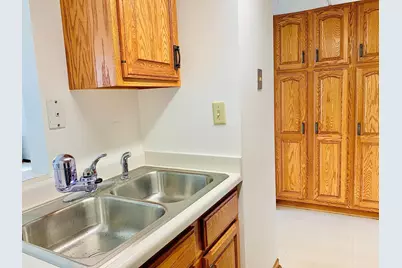 220 Broadway Avenue S #911, Rochester, MN 55904 - Photo 7