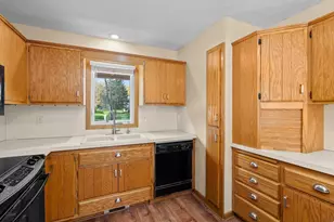 8008 Mt Curve Blvd, Brooklyn Park, MN 55445 - Photo 13