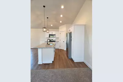119 6th Street SE, Geneva, MN 56035 - Photo 5