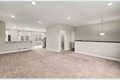7508 38th Street N, Oakdale, MN 55128 - Photo 5